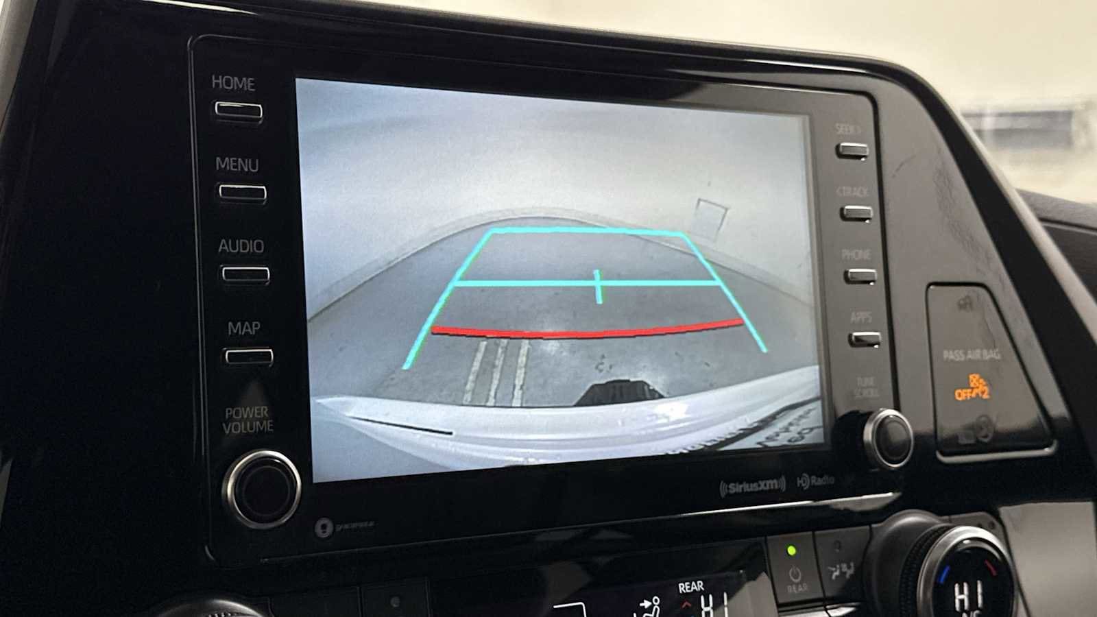 Thumbnail: 2022 Toyota Highlander - 19