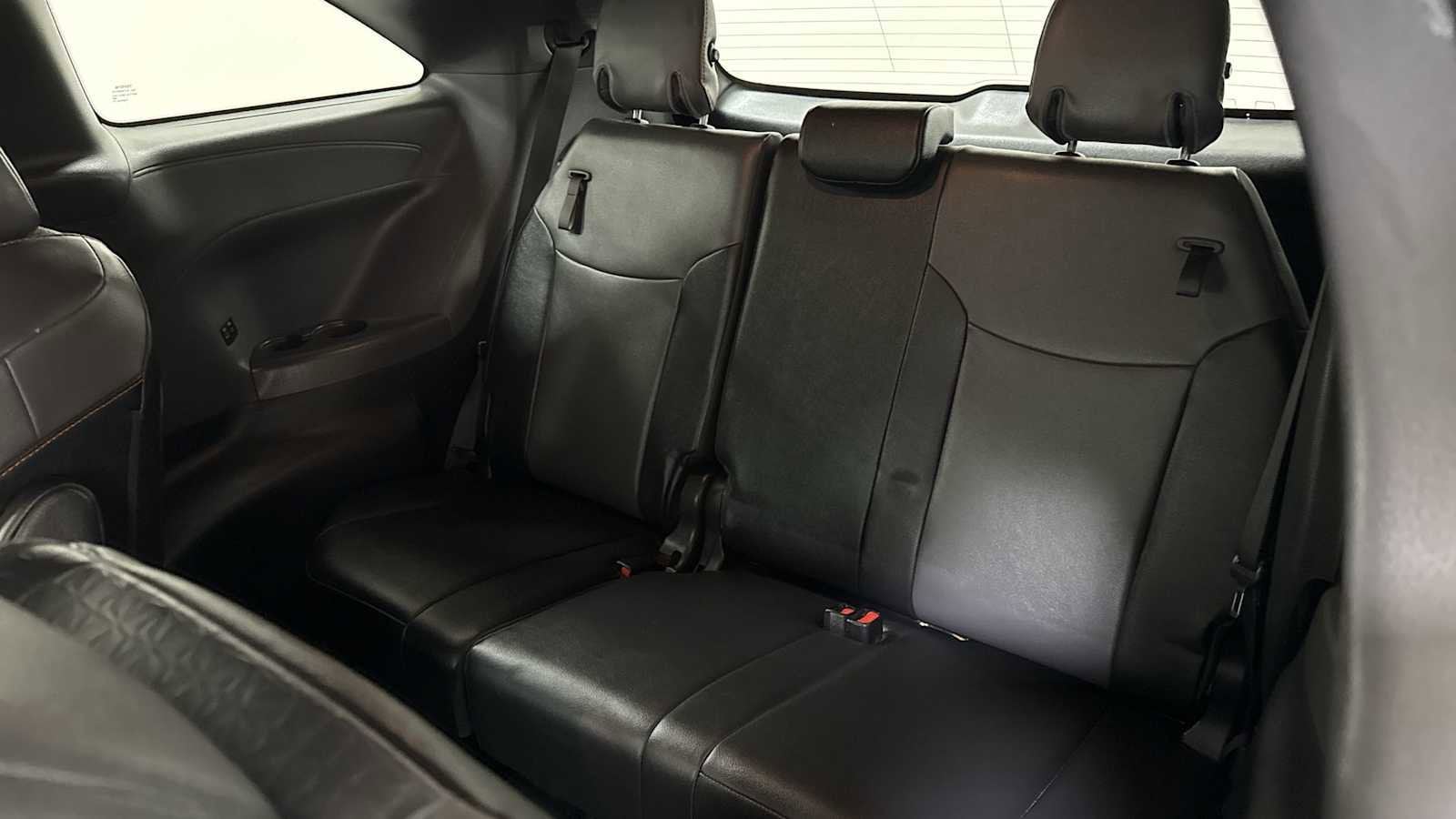 Thumbnail: 2021 Toyota Sienna - 26