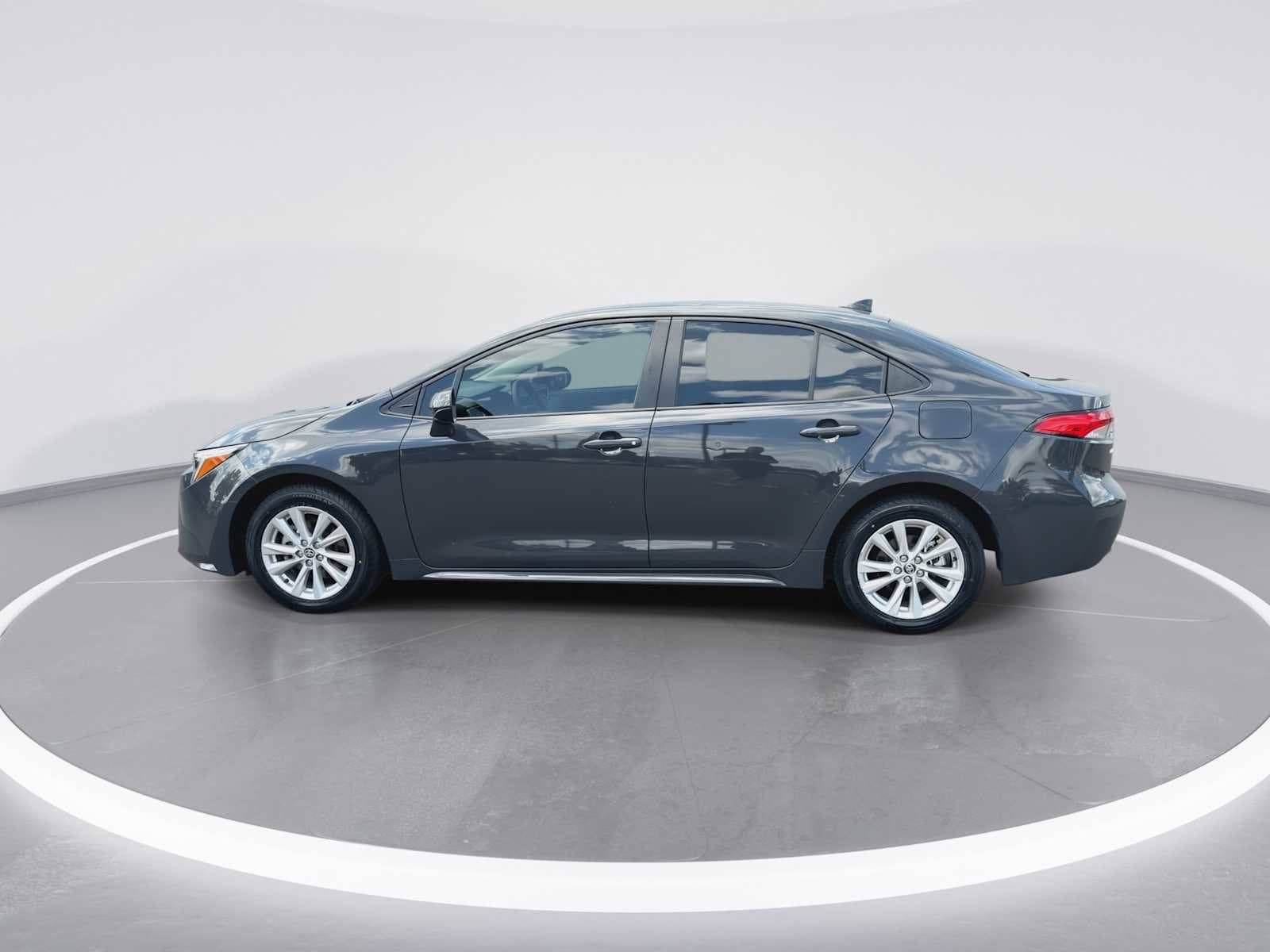 Thumbnail: 2024 Toyota Corolla - 5