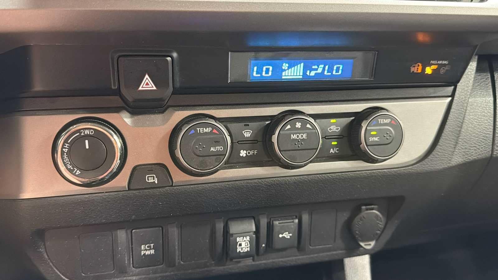 Thumbnail: 2021 Toyota Tacoma - 20