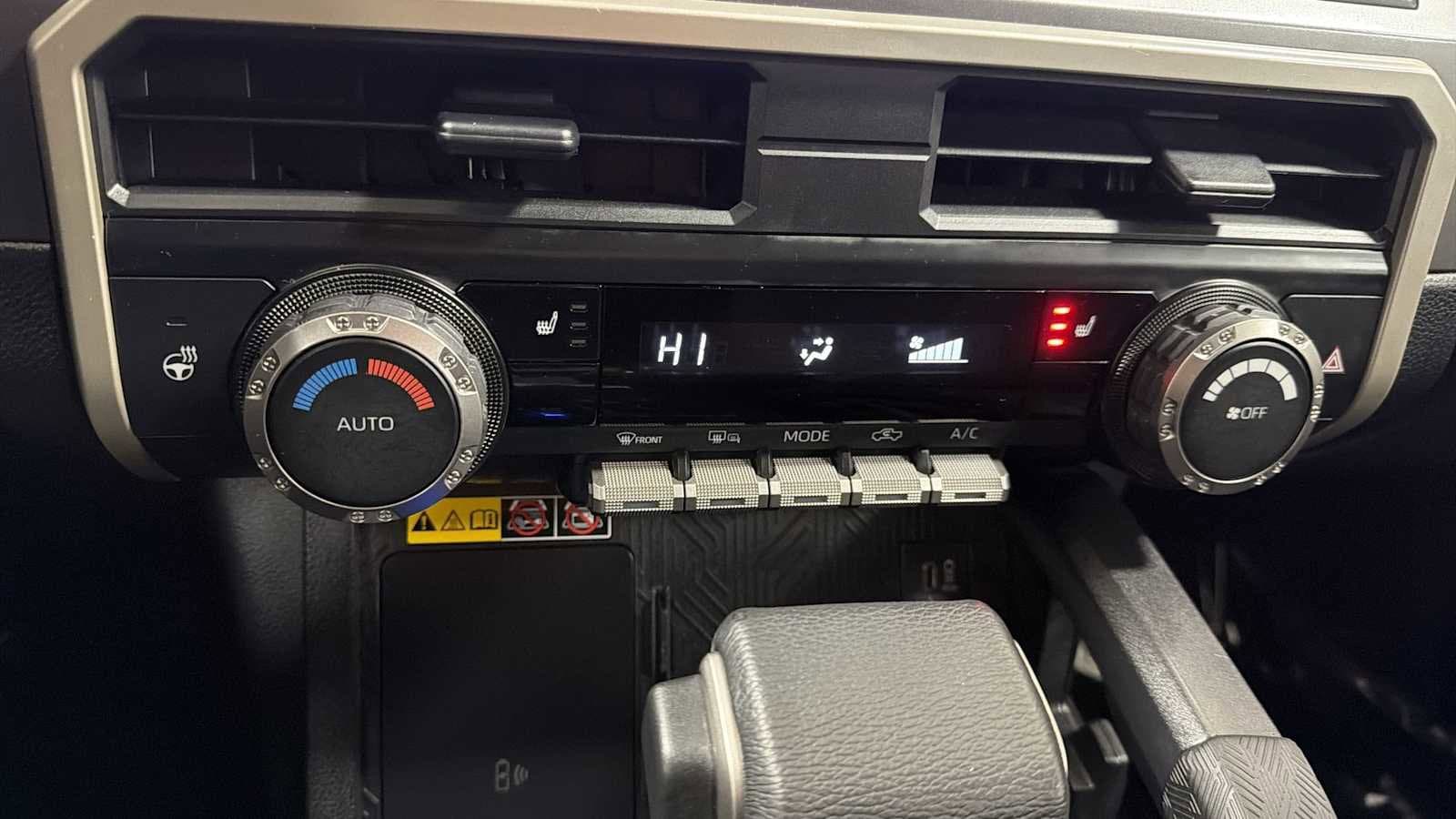 Thumbnail: 2025 Toyota Tacoma - 21