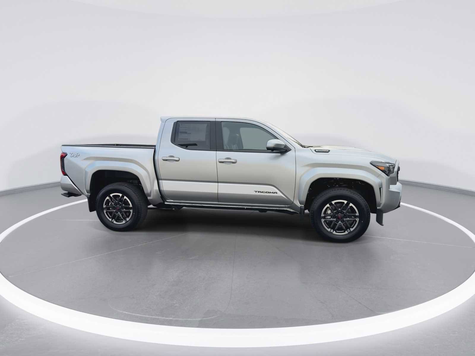 2026 Toyota Tacoma TRD Sport - Photo 9