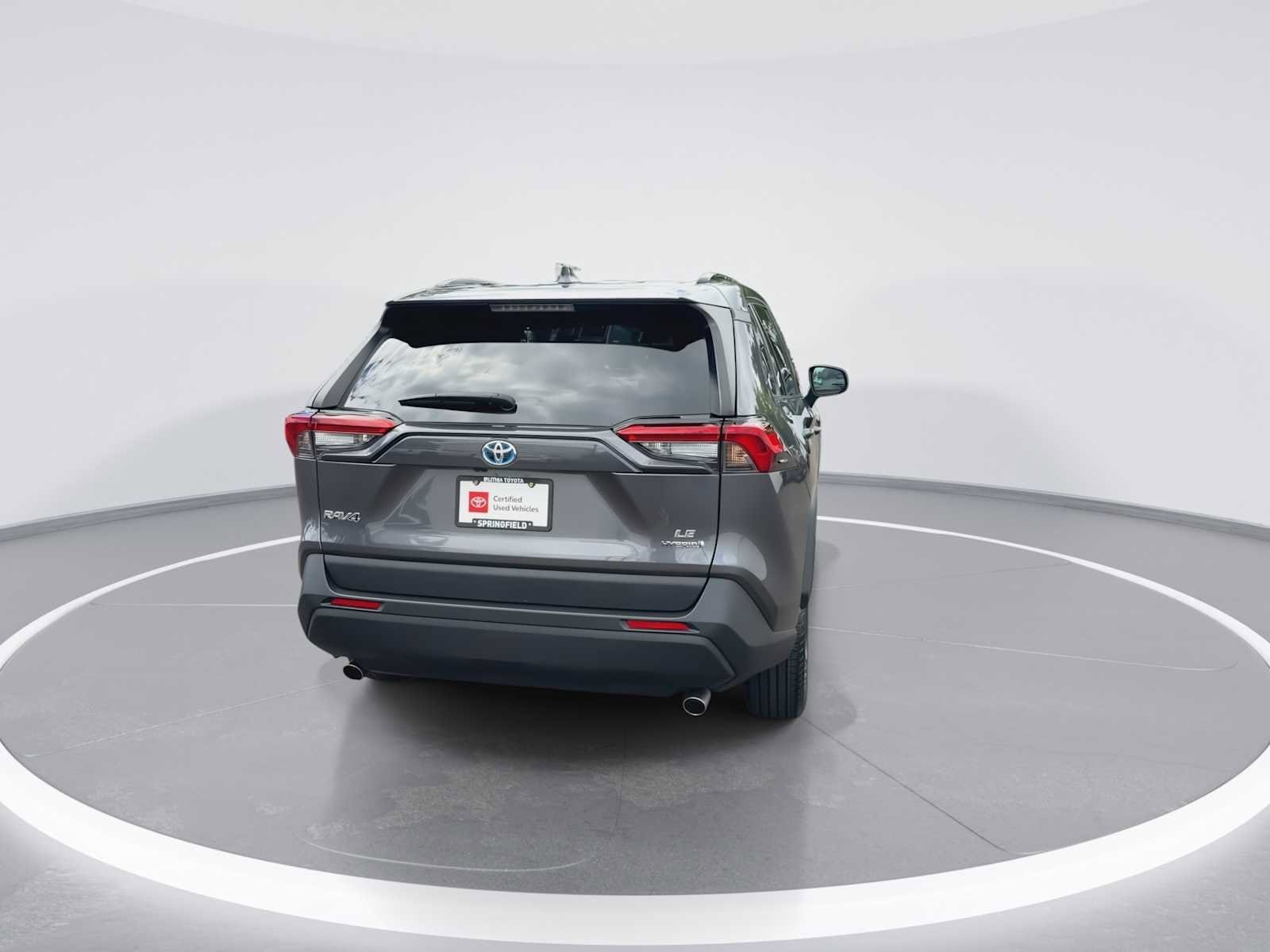 Thumbnail: 2021 Toyota RAV4 - 7