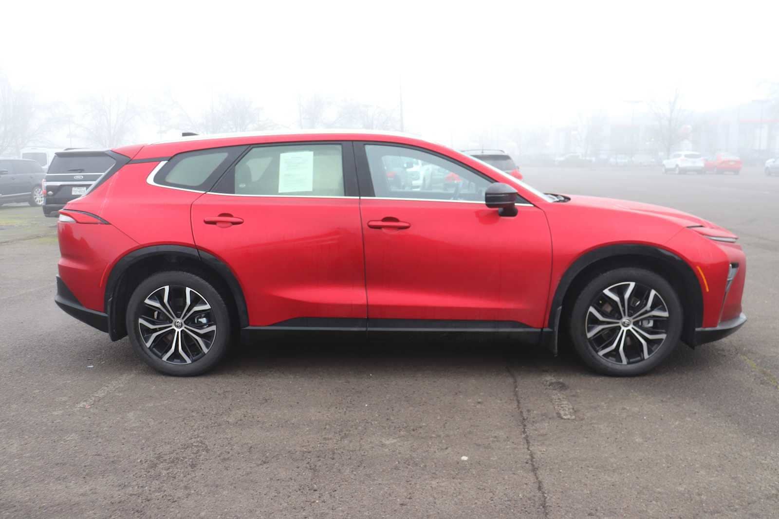 Thumbnail: 2025 Toyota Crown Signia - 4