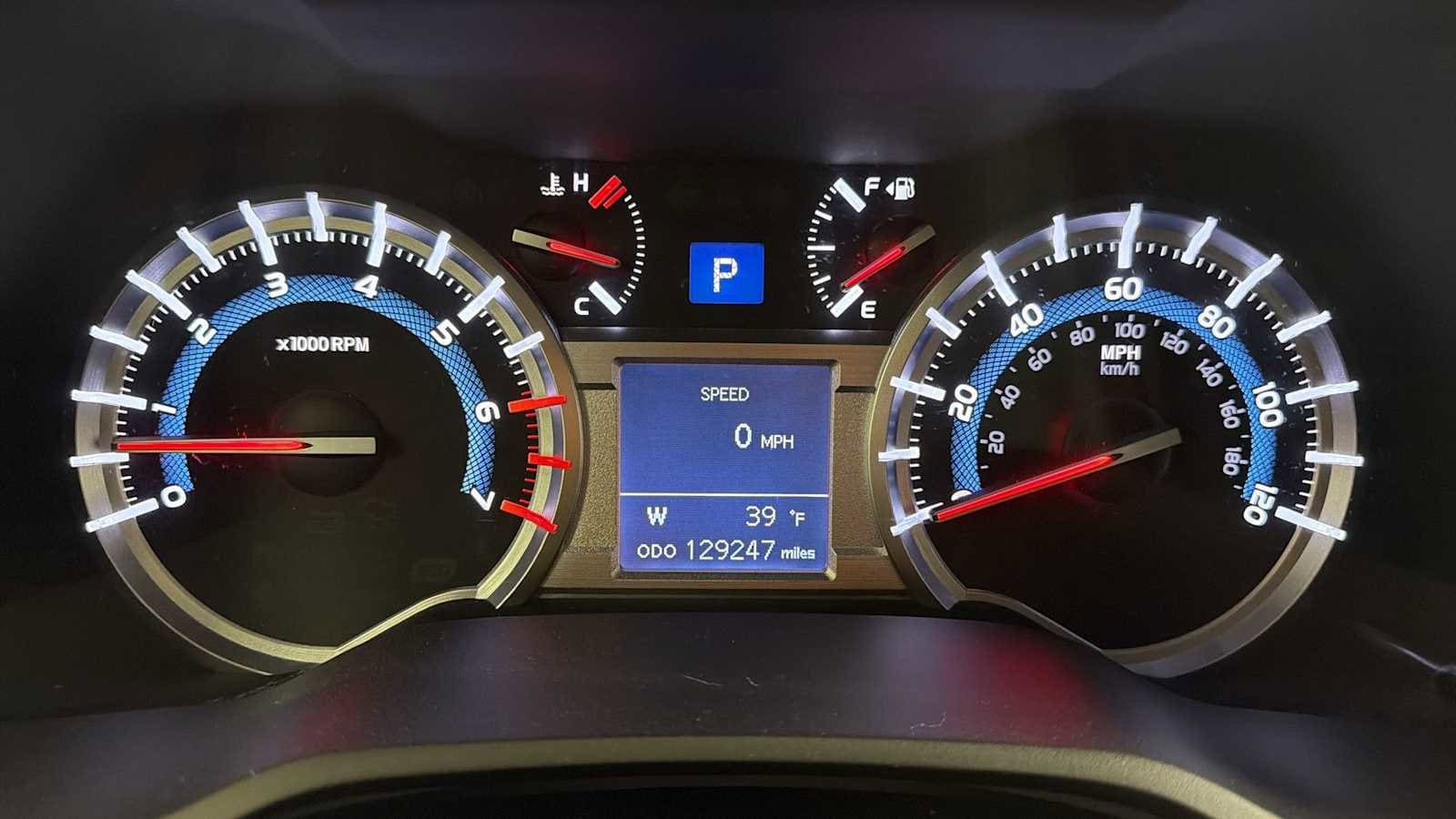 Thumbnail: 2016 Toyota 4Runner - 17