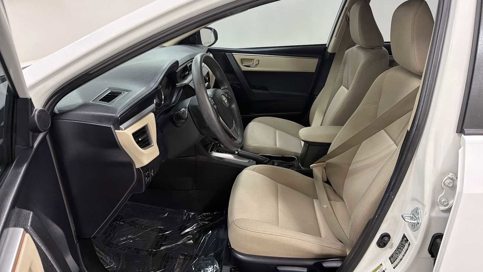 Thumbnail: 2014 Toyota Corolla - 13