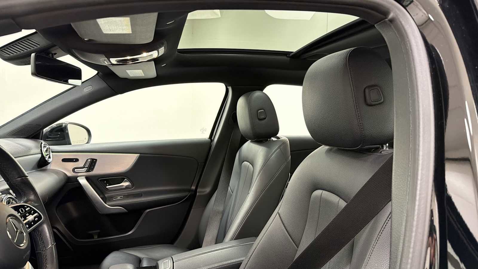 Thumbnail: 2019 Mercedes-Benz A-Class - 23