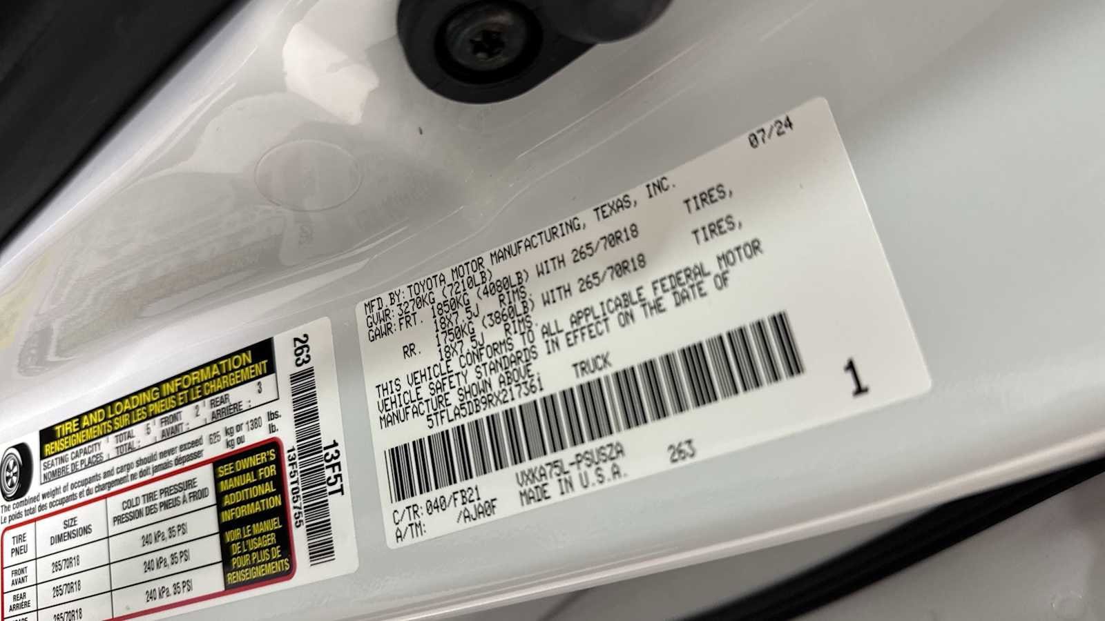 Thumbnail: 2024 Toyota Tundra - 11