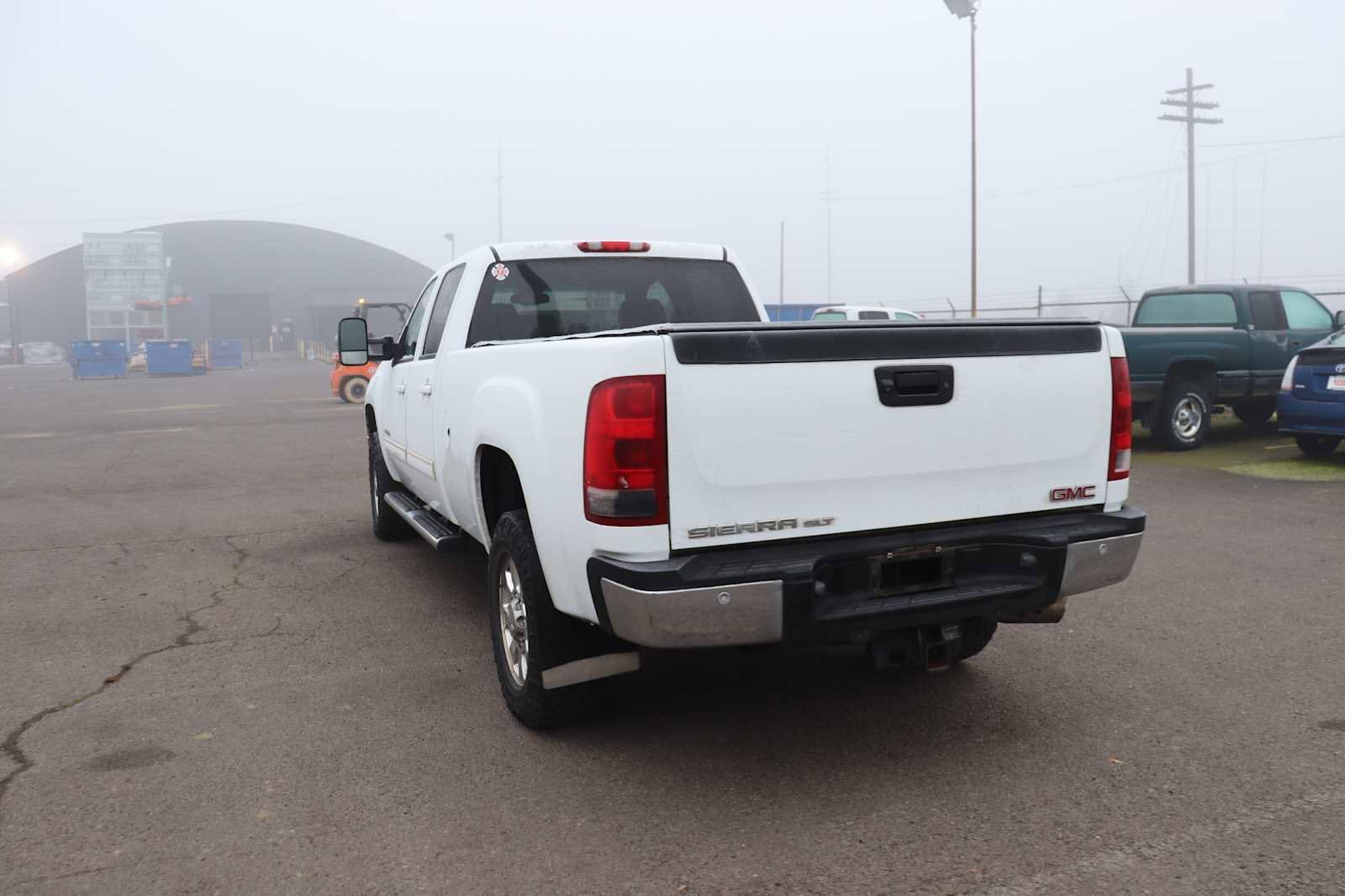 Thumbnail: 2014 GMC Sierra 3500 - 7