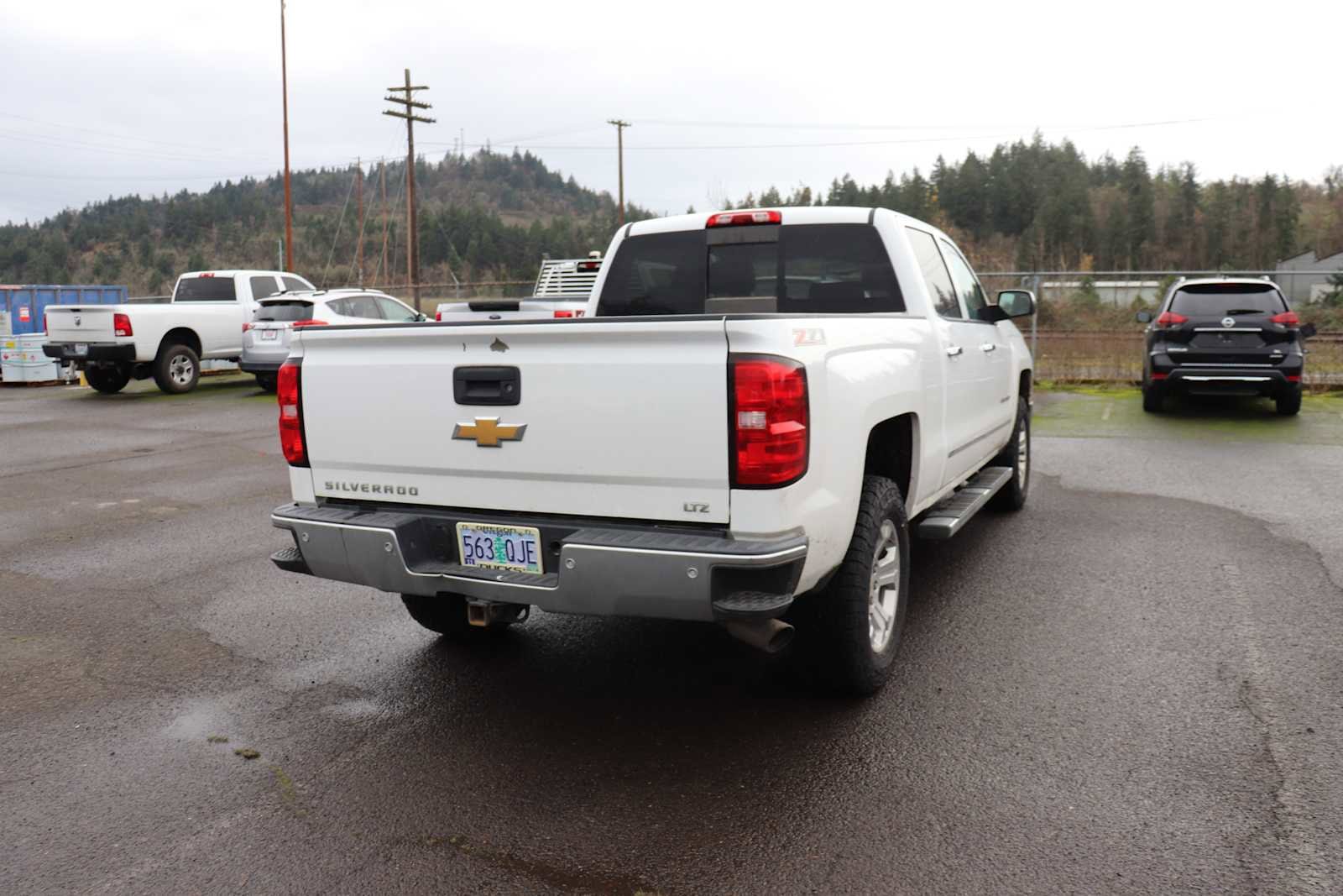 Thumbnail: 2014 Chevrolet Silverado 1500 - 5
