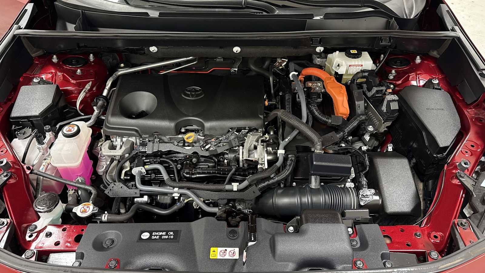 Thumbnail: 2021 Toyota RAV4 - 31