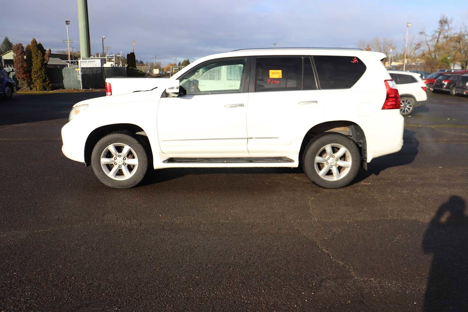 Thumbnail: 2013 Lexus GX - 8