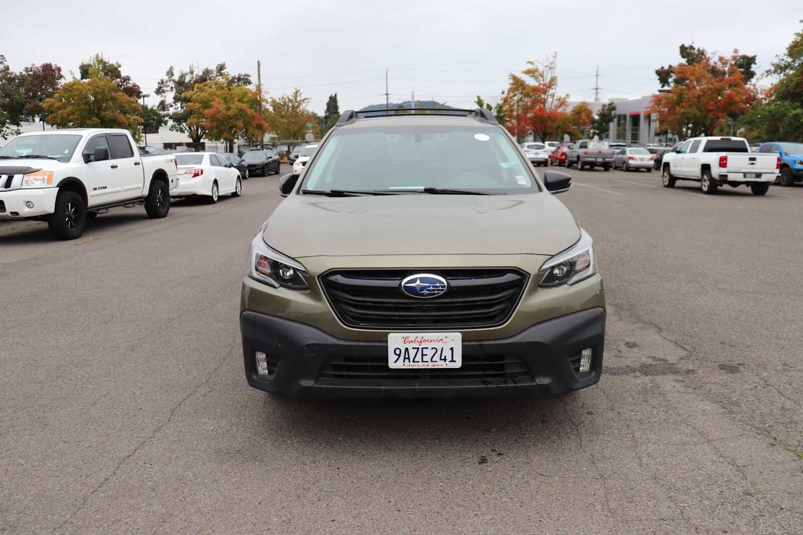2020 Subaru Outback Onyx Edition XT photo 2