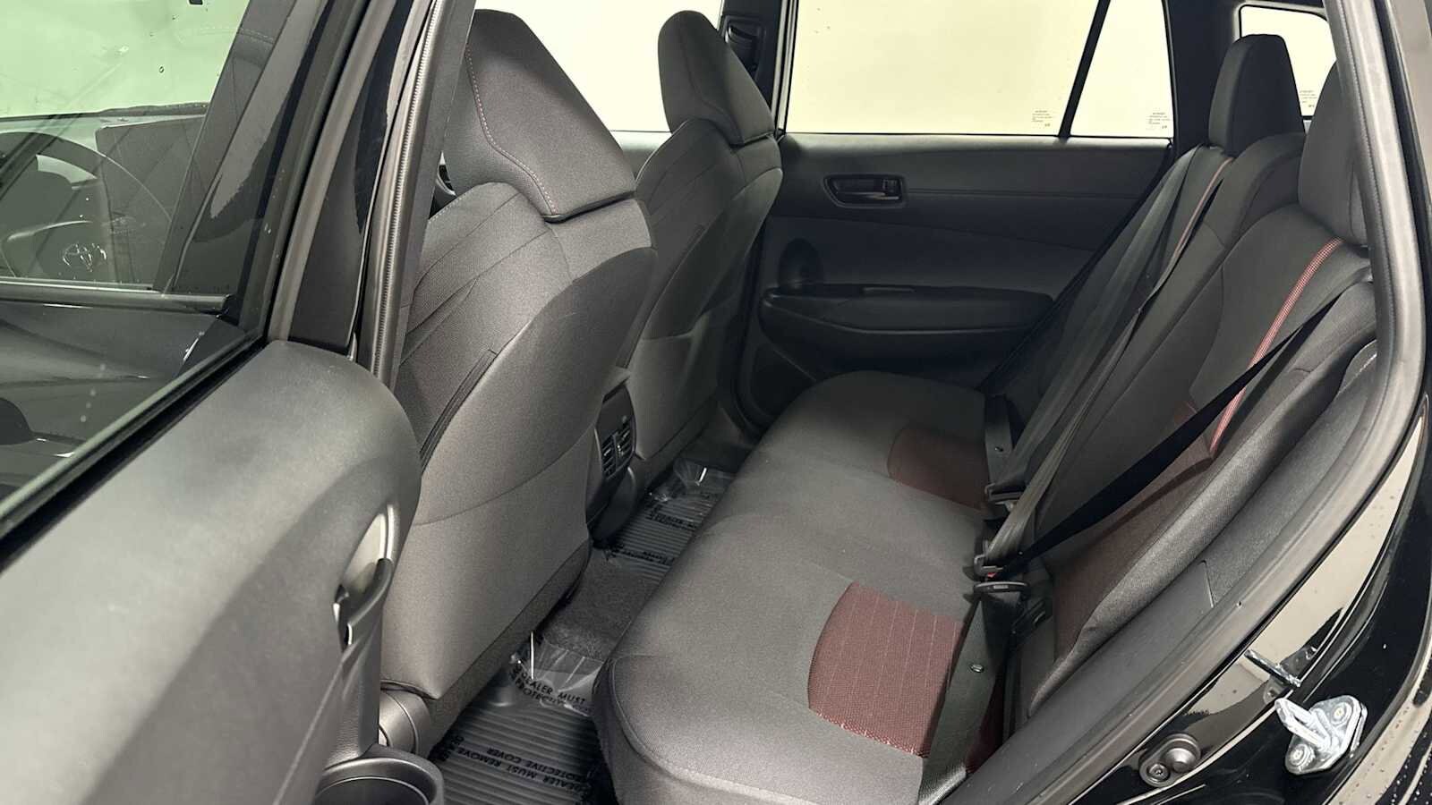 Thumbnail: 2025 Toyota Corolla Cross - 25