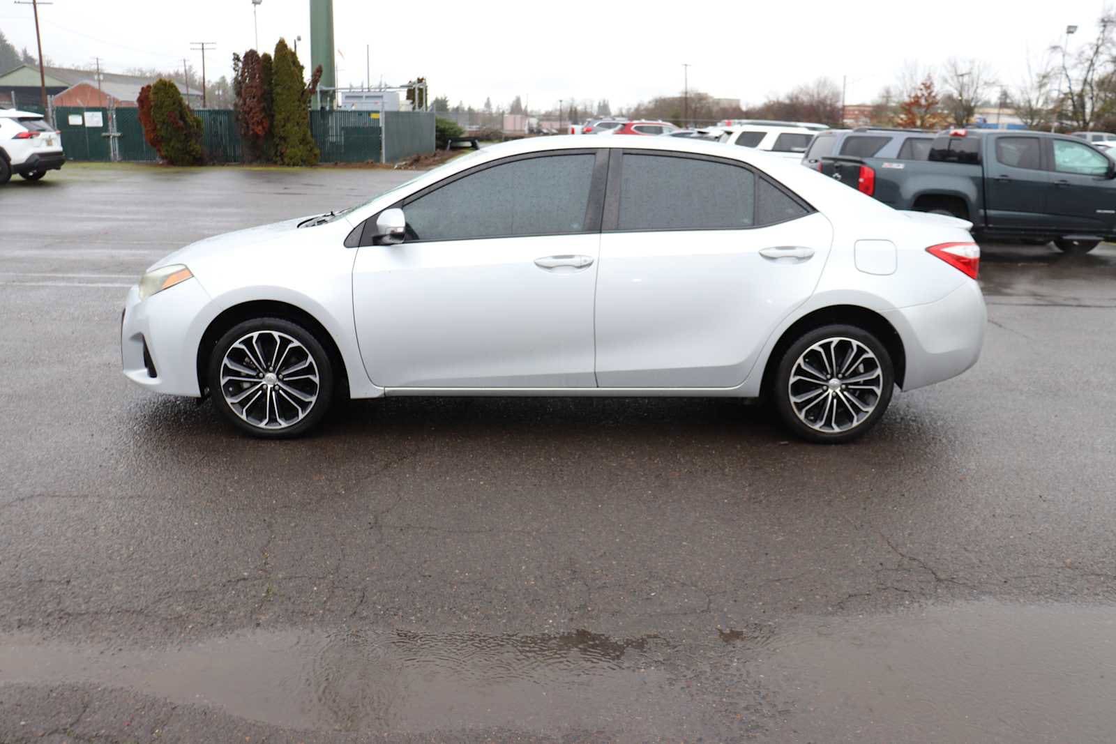 Thumbnail: 2016 Toyota Corolla - 8