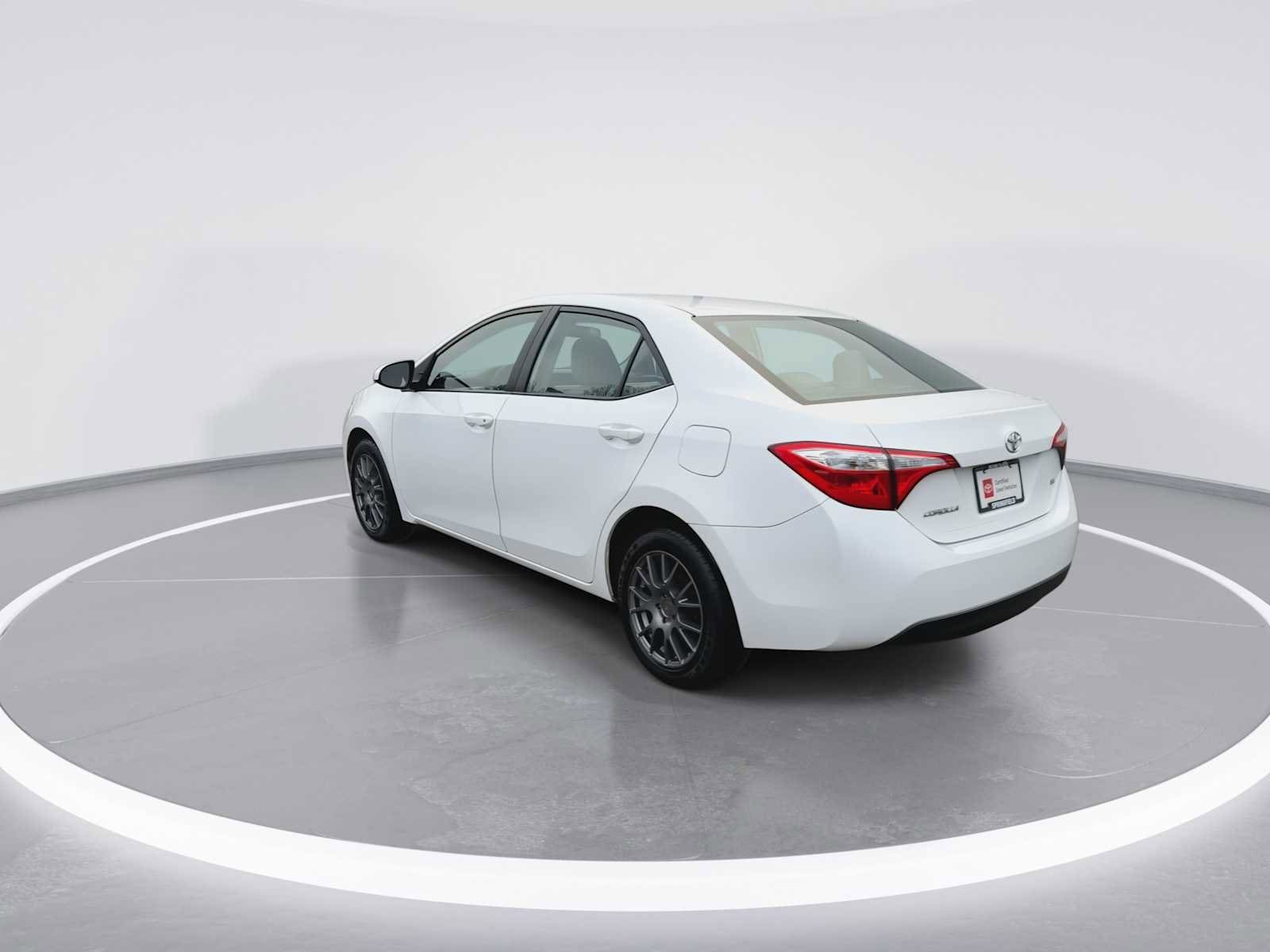 Thumbnail: 2015 Toyota Corolla - 6