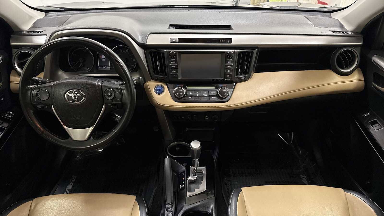 Thumbnail: 2017 Toyota RAV4 - 27