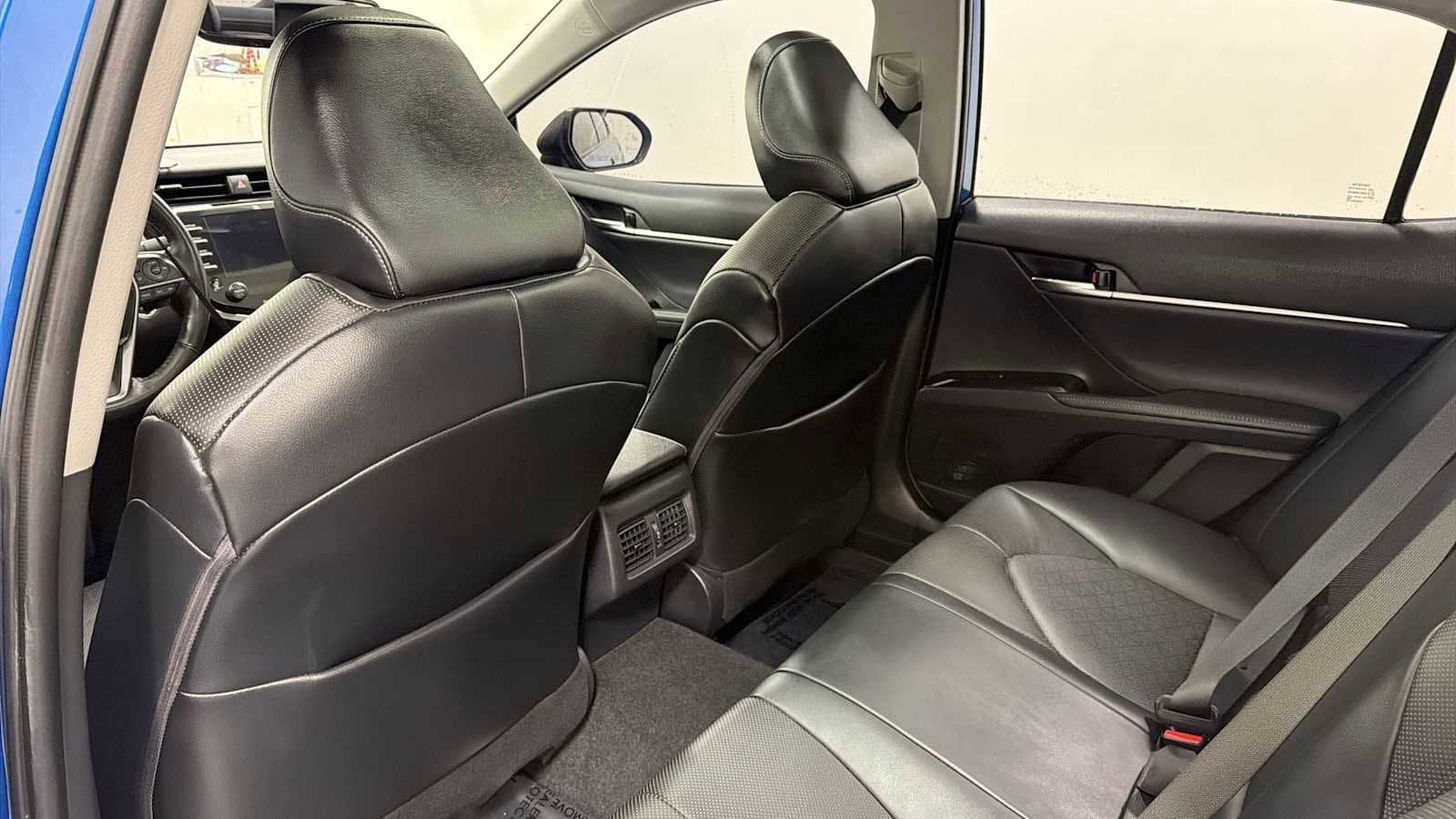 Thumbnail: 2020 Toyota Camry - 26