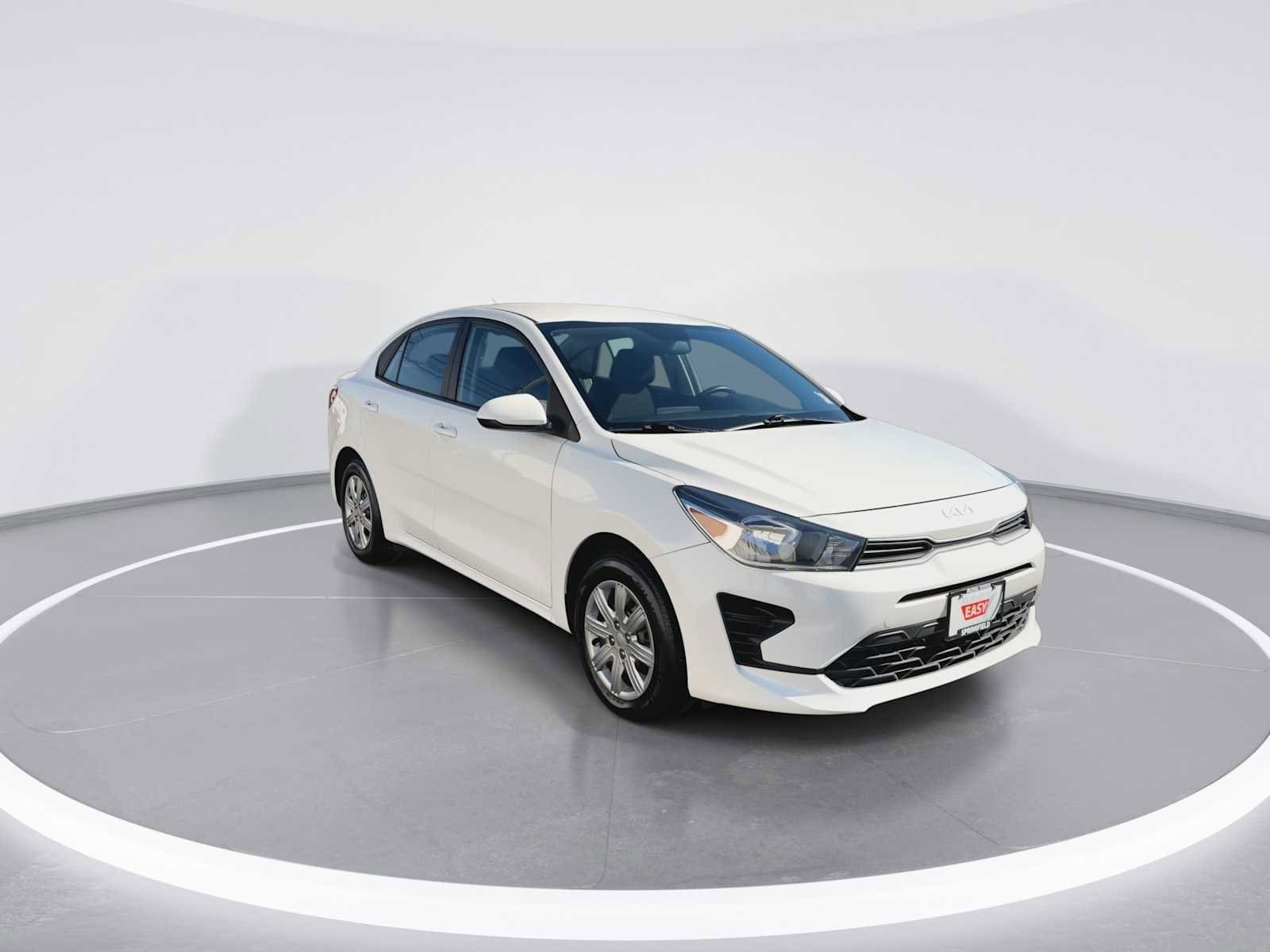 Thumbnail: 2022 Kia Rio - 2