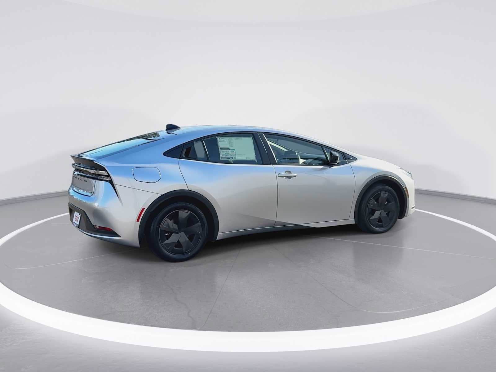 Thumbnail: 2026 Toyota Prius - 8