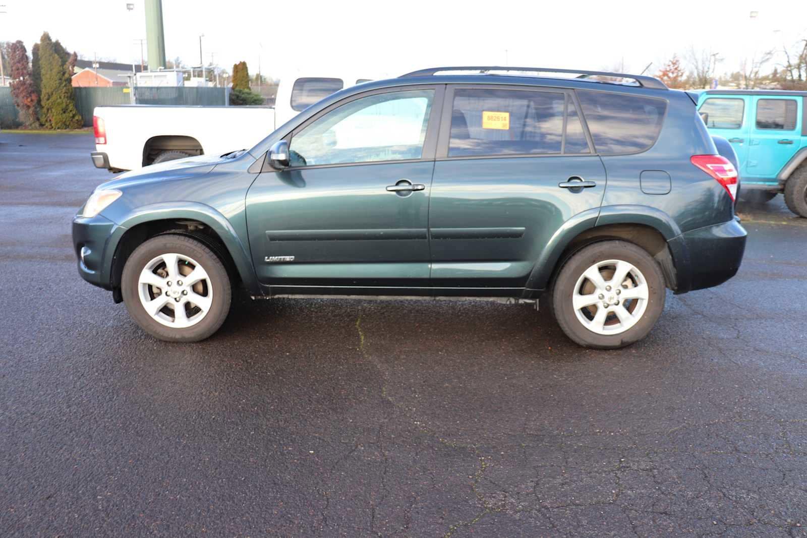 Thumbnail: 2012 Toyota RAV4 - 8