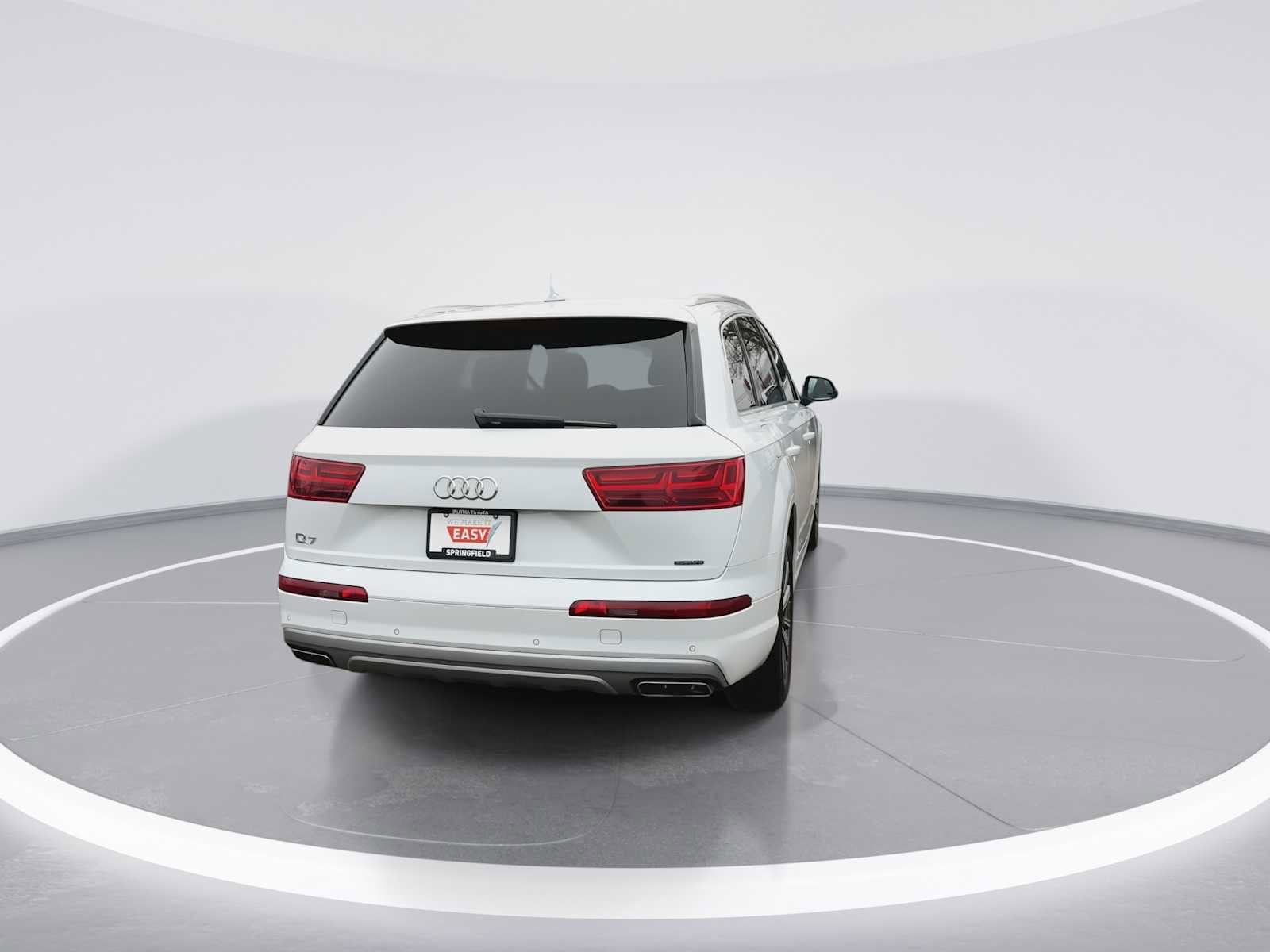 Thumbnail: 2019 Audi Q7 - 7