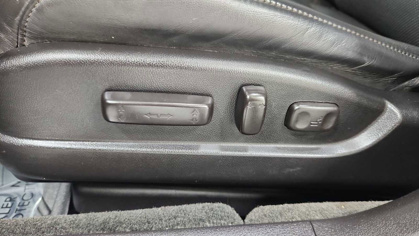 Thumbnail: 2017 Acura TLX - 14