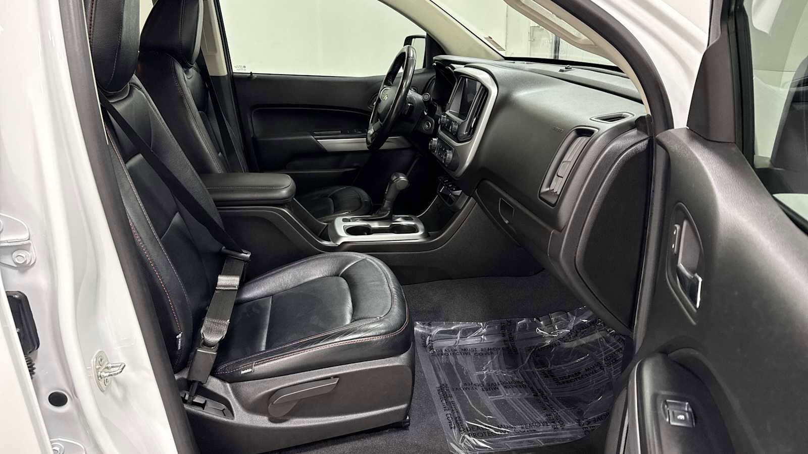 Thumbnail: 2019 Chevrolet Colorado - 29