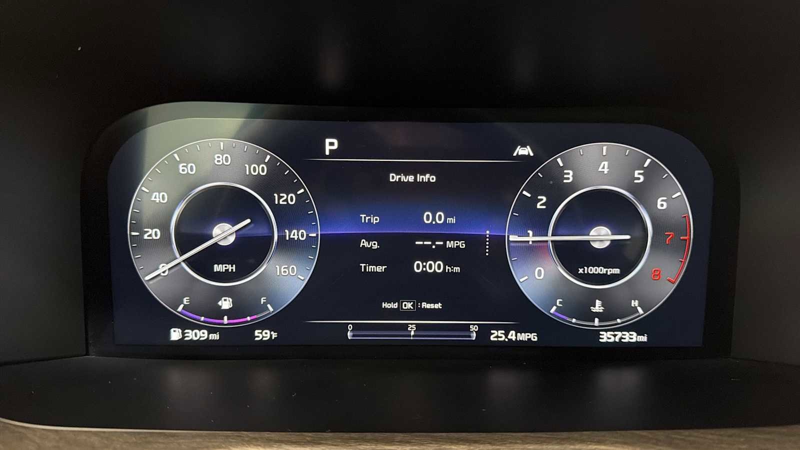 Thumbnail: 2023 Kia Sorento - 17