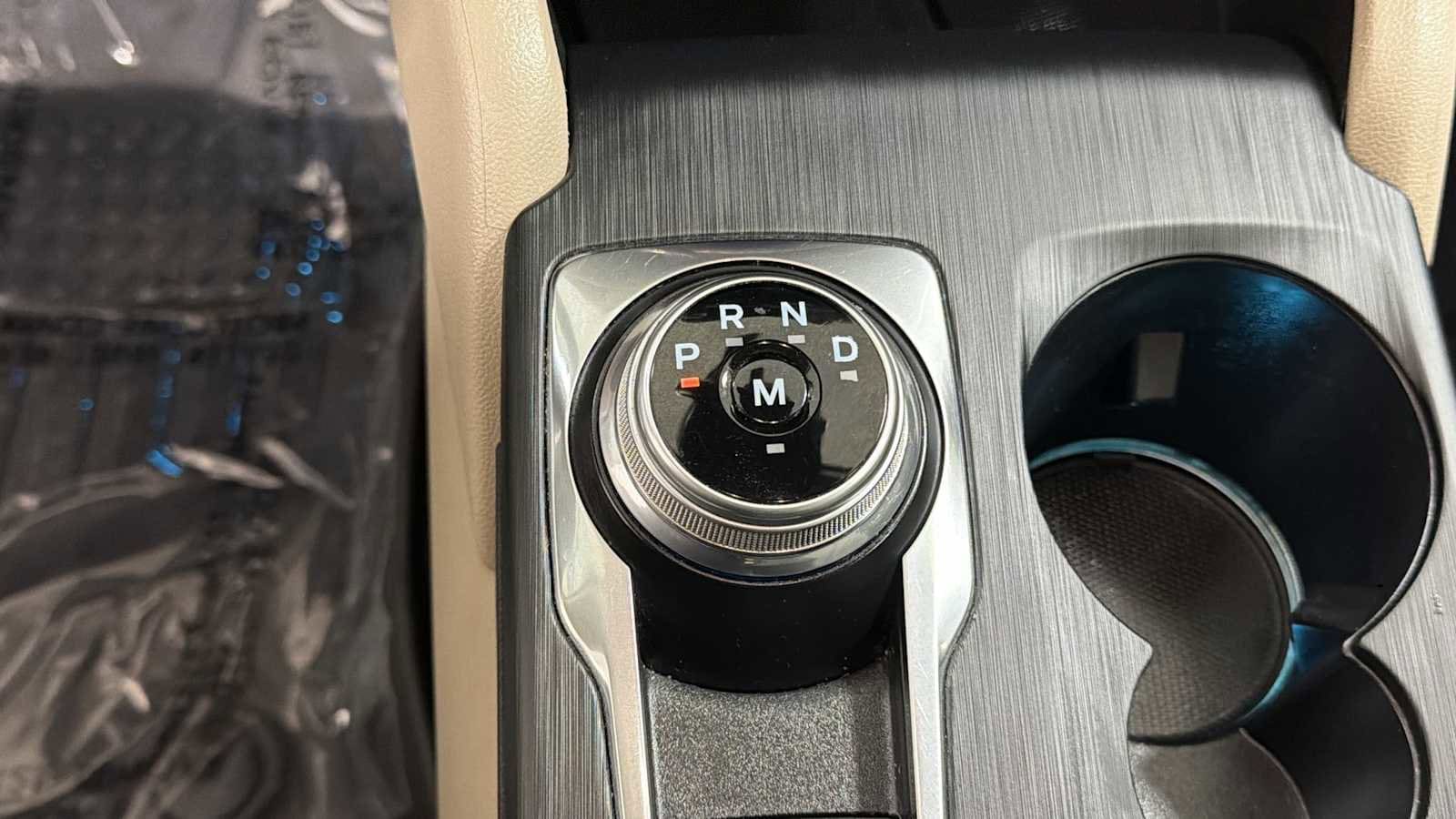 Thumbnail: 2020 Ford Escape - 22