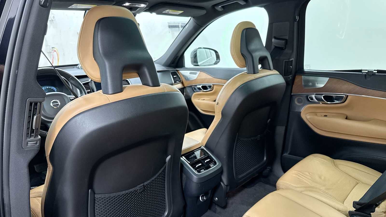 Thumbnail: 2018 Volvo XC90 - 27