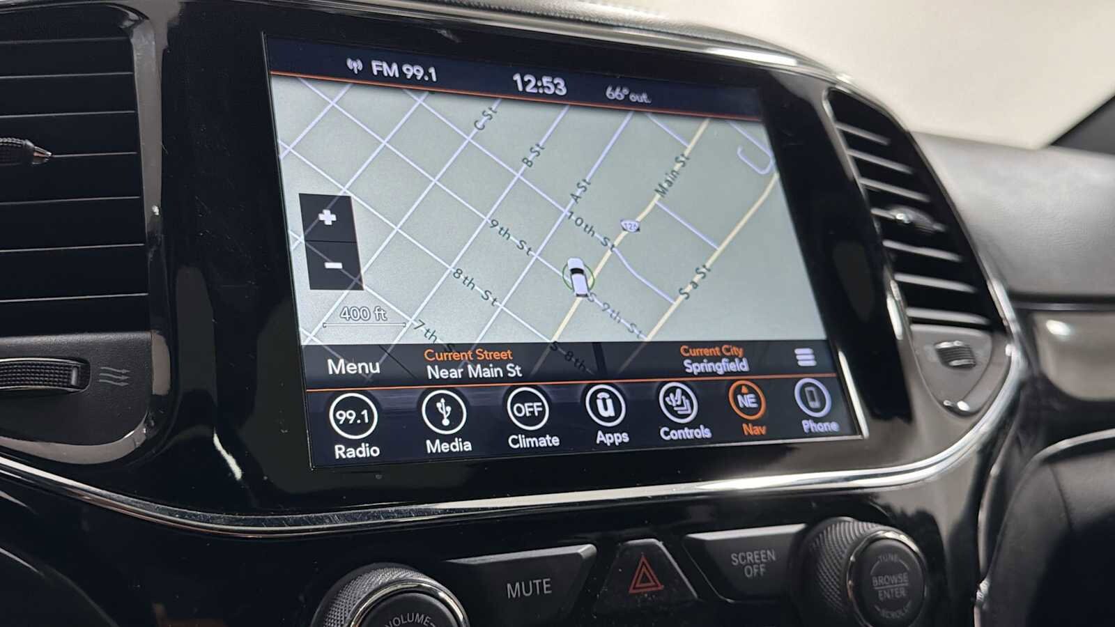 Thumbnail: 2019 Jeep Grand Cherokee - 20