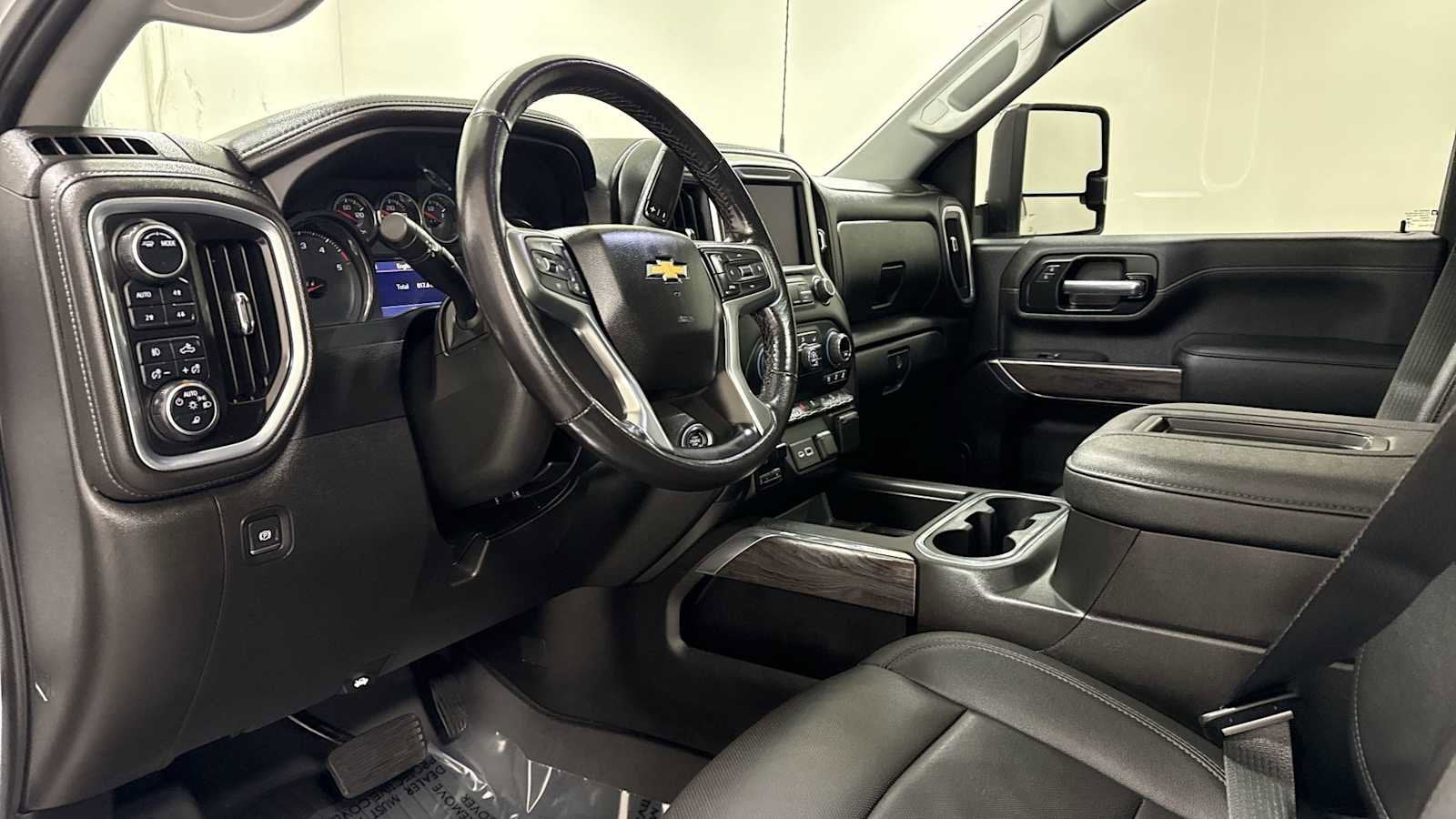 Thumbnail: 2022 Chevrolet Silverado 2500 - 12