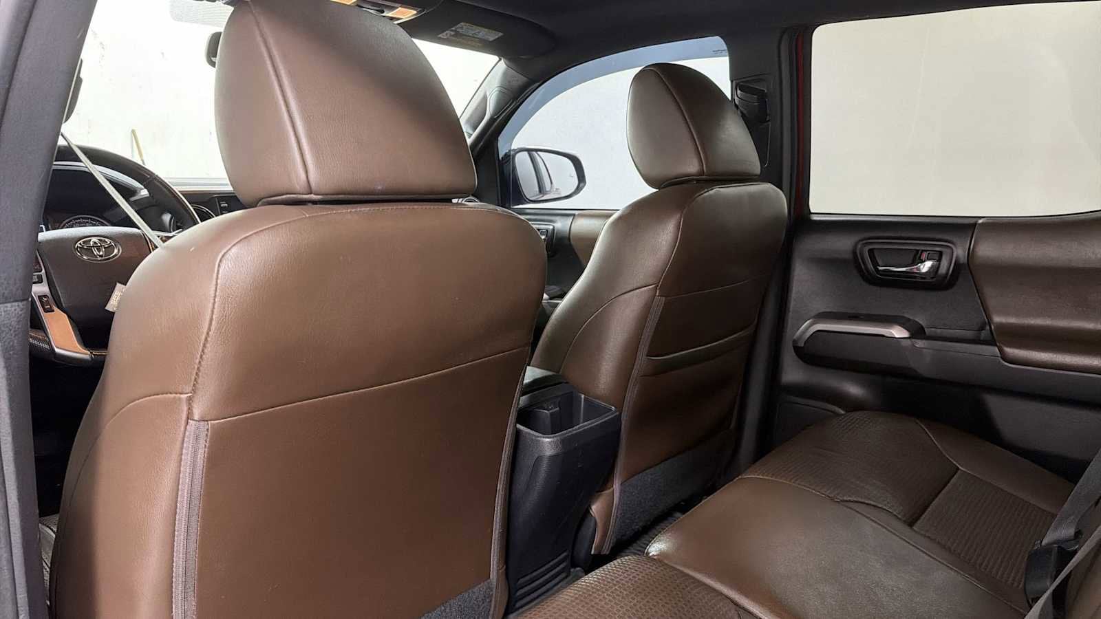 Thumbnail: 2022 Toyota Tacoma - 26