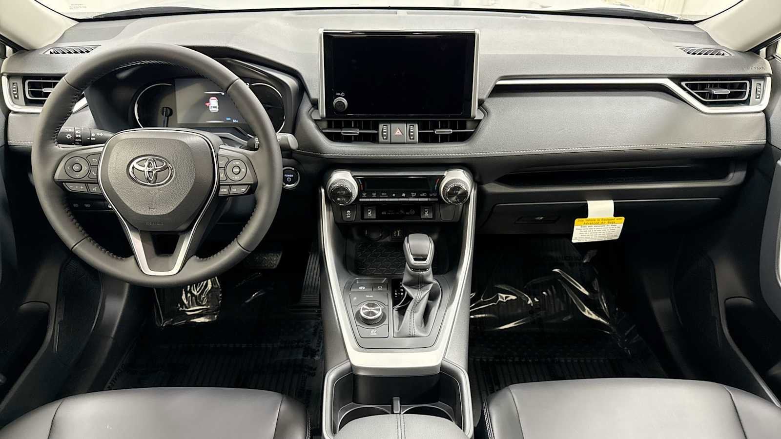 Thumbnail: 2025 Toyota RAV4 - 27