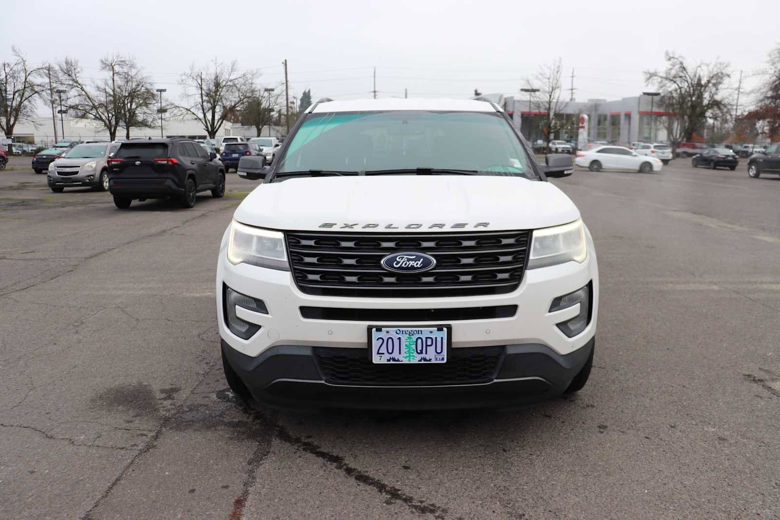 Thumbnail: 2017 Ford Explorer - 2