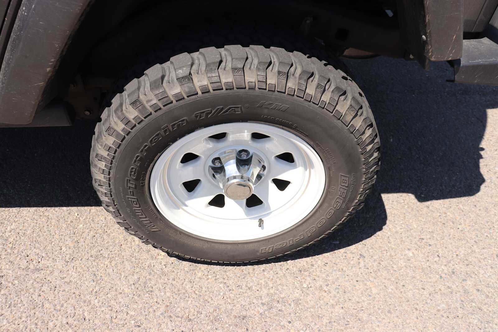 Thumbnail: 2016 Jeep Wrangler - 9