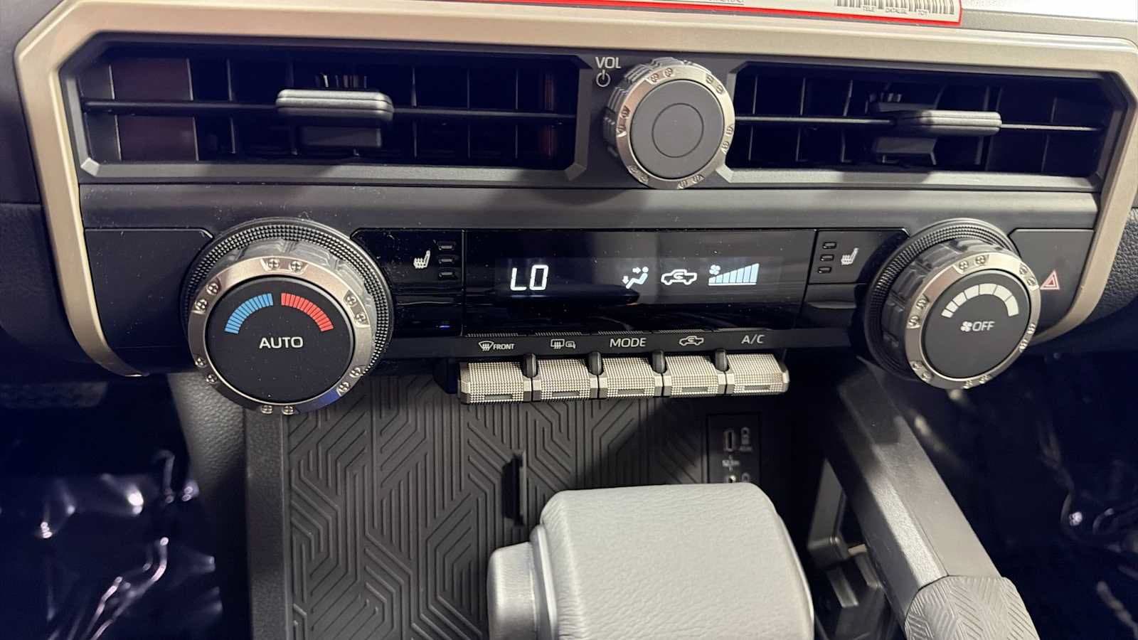 2026 Toyota Tacoma TRD Off Road - Photo 21