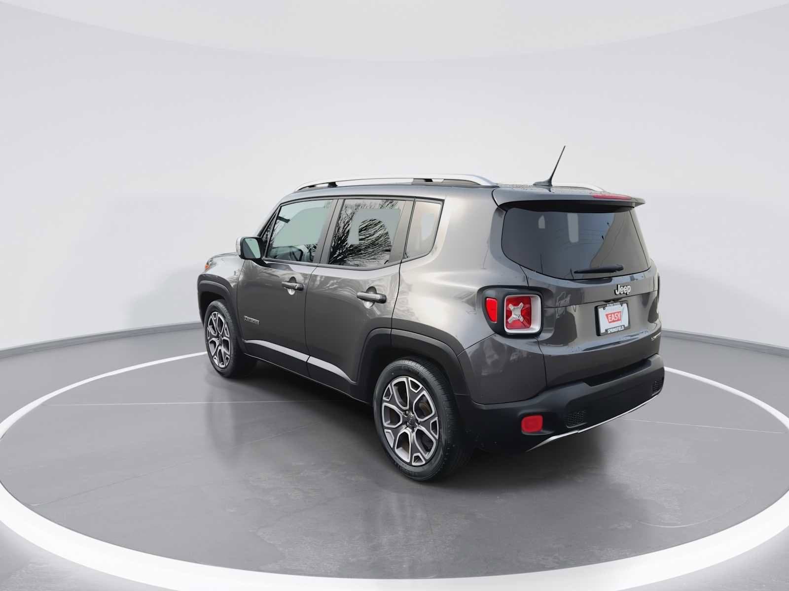 Thumbnail: 2016 Jeep Renegade - 6