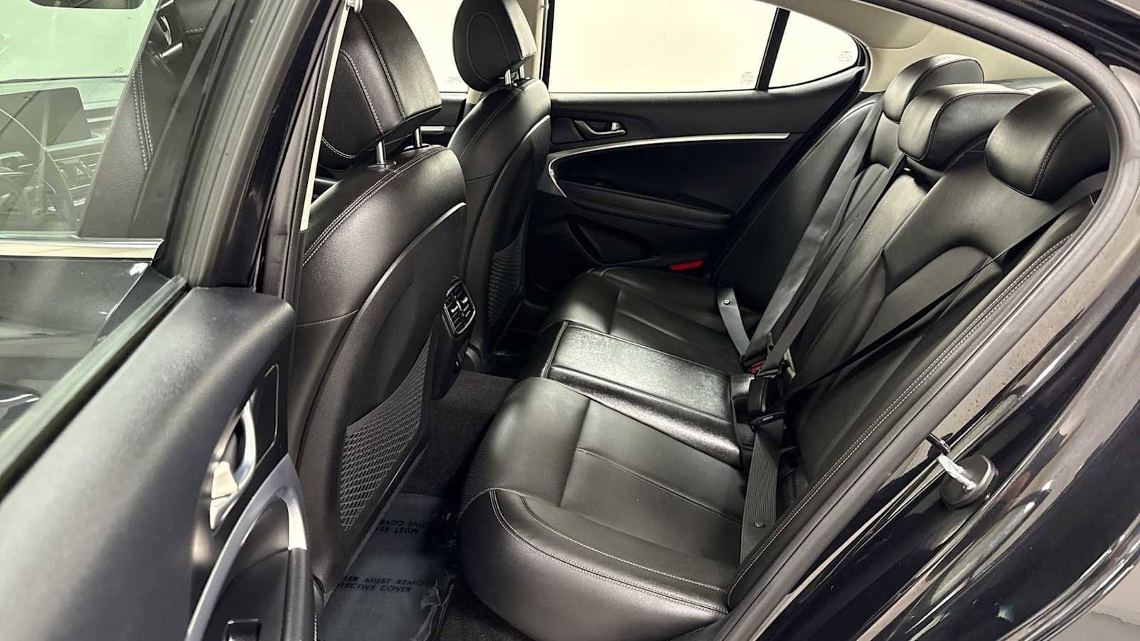 Thumbnail: 2022 Genesis G70 - 24