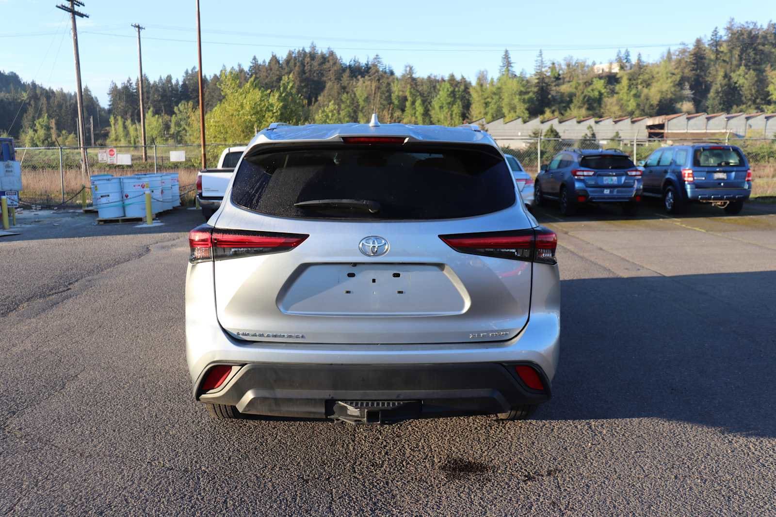 Thumbnail: 2021 Toyota Highlander - 6