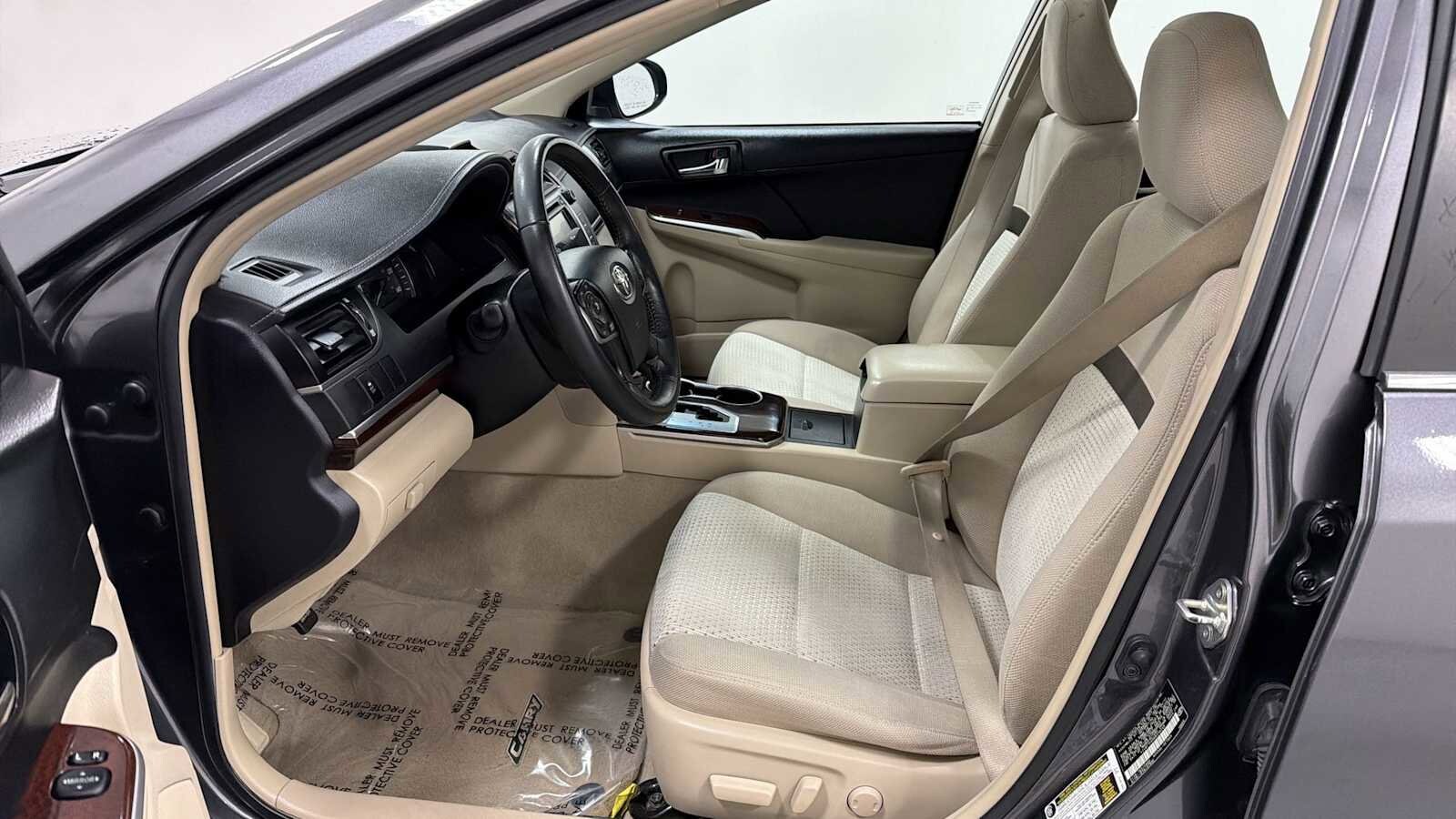 Thumbnail: 2013 Toyota Camry - 13