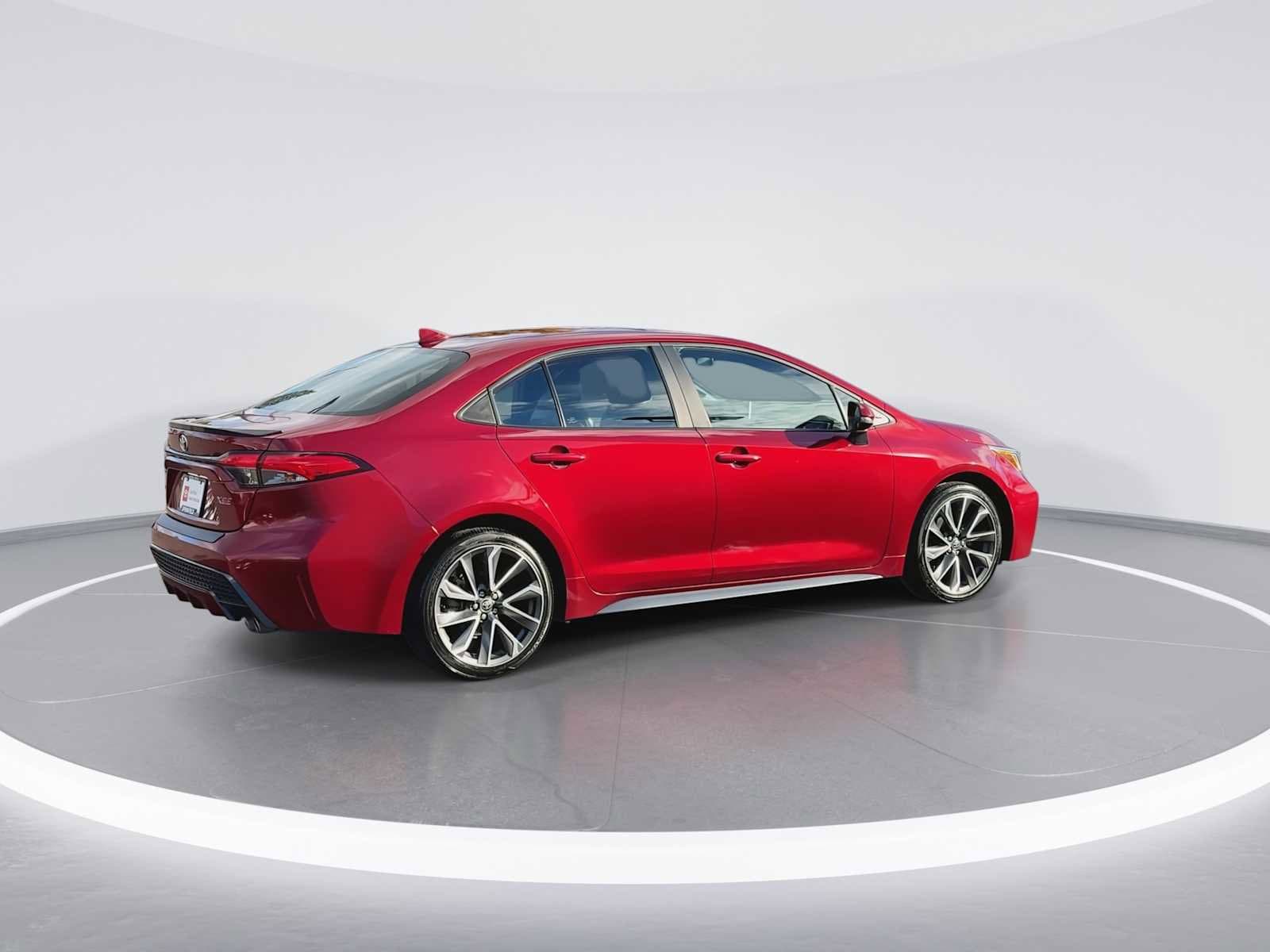 Thumbnail: 2022 Toyota Corolla - 8