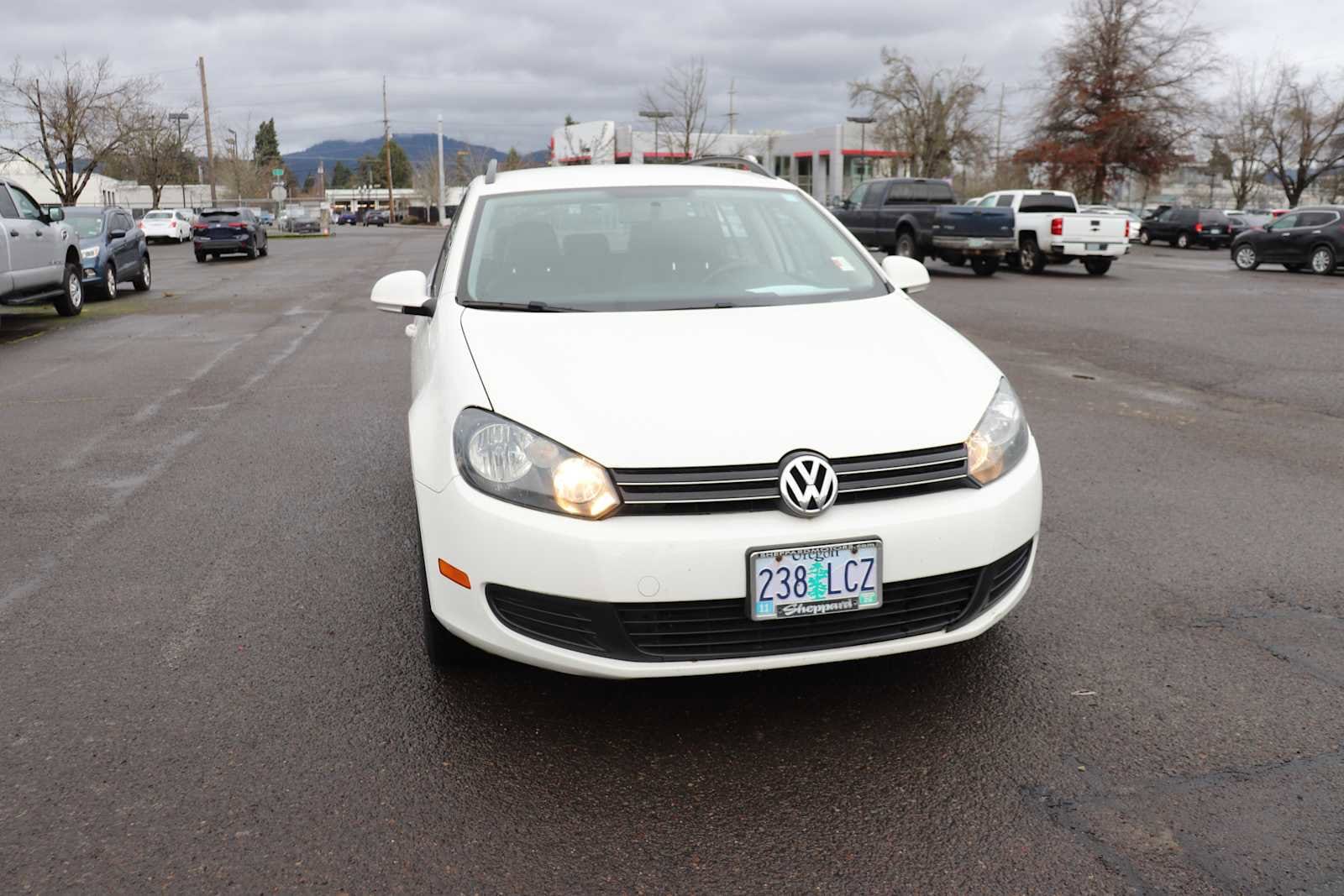 Thumbnail: 2011 Volkswagen Jetta - 3