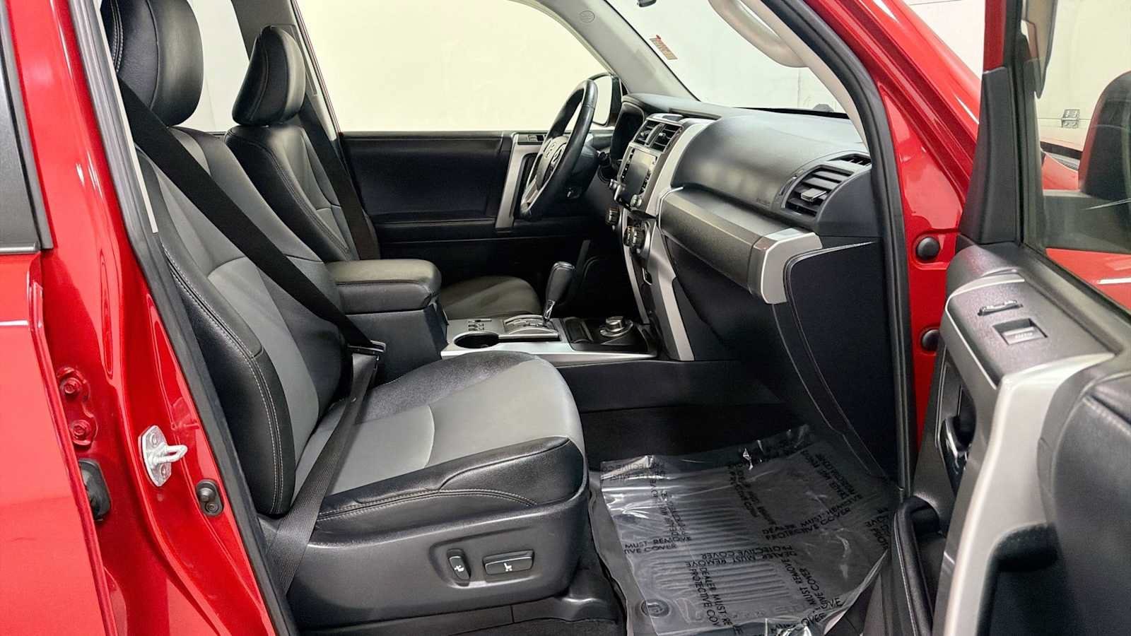 Thumbnail: 2021 Toyota 4Runner - 29