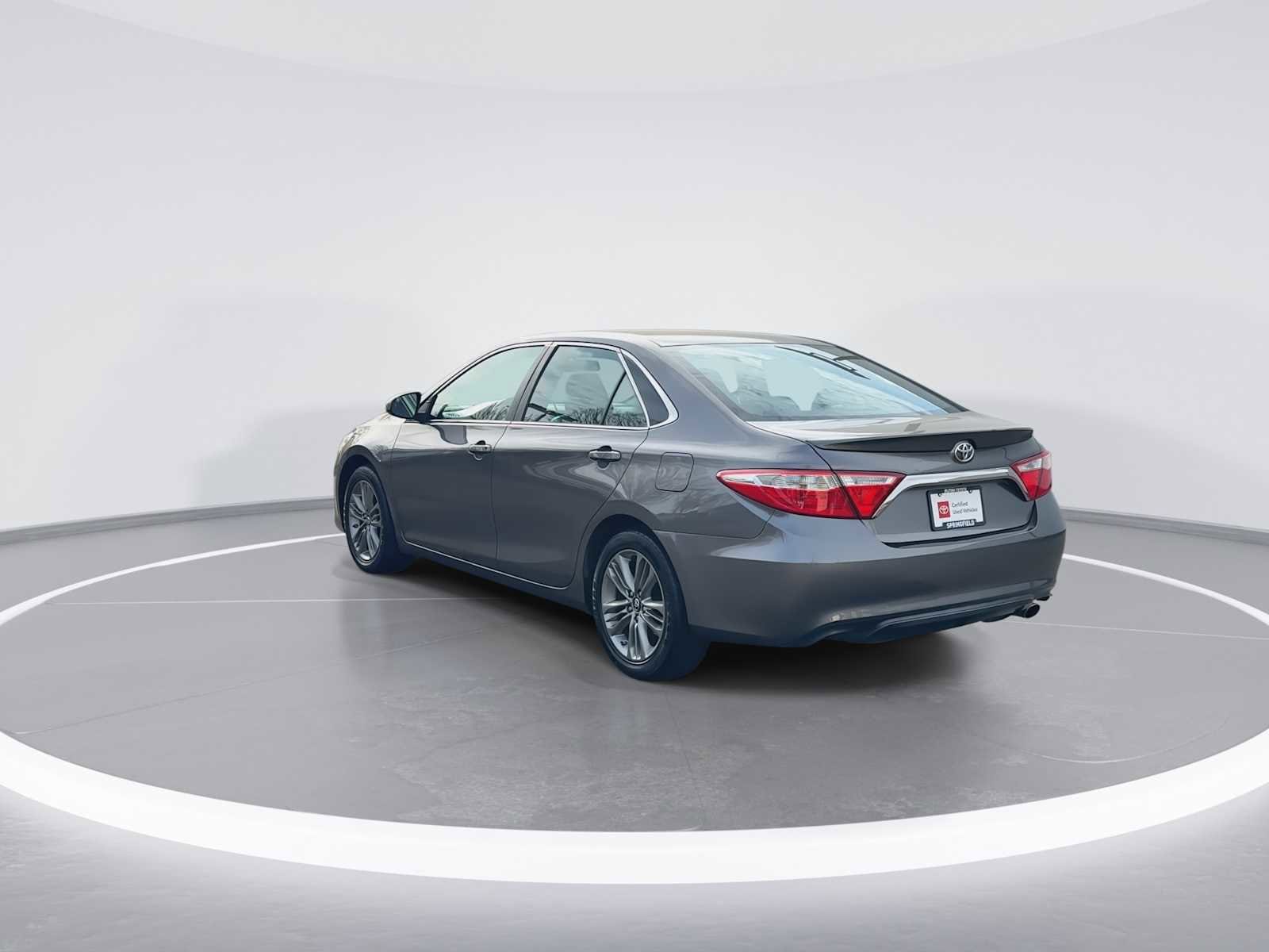 Thumbnail: 2017 Toyota Camry - 6