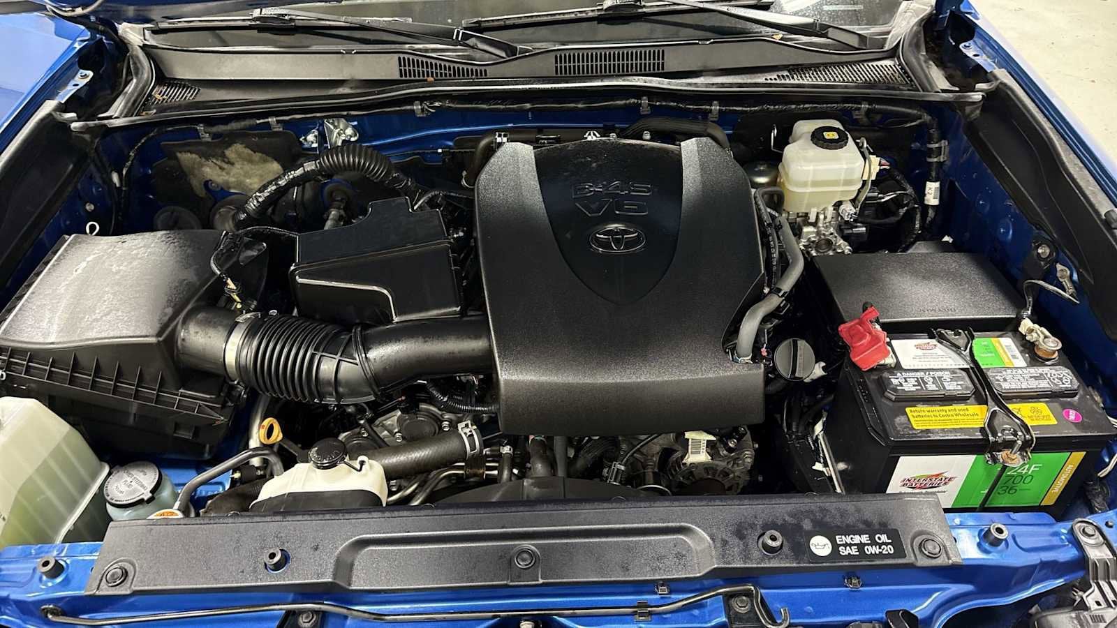 Thumbnail: 2018 Toyota Tacoma - 30