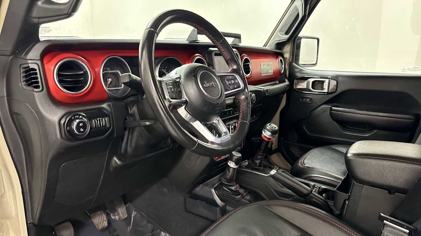 Thumbnail: 2020 Jeep Gladiator - 12