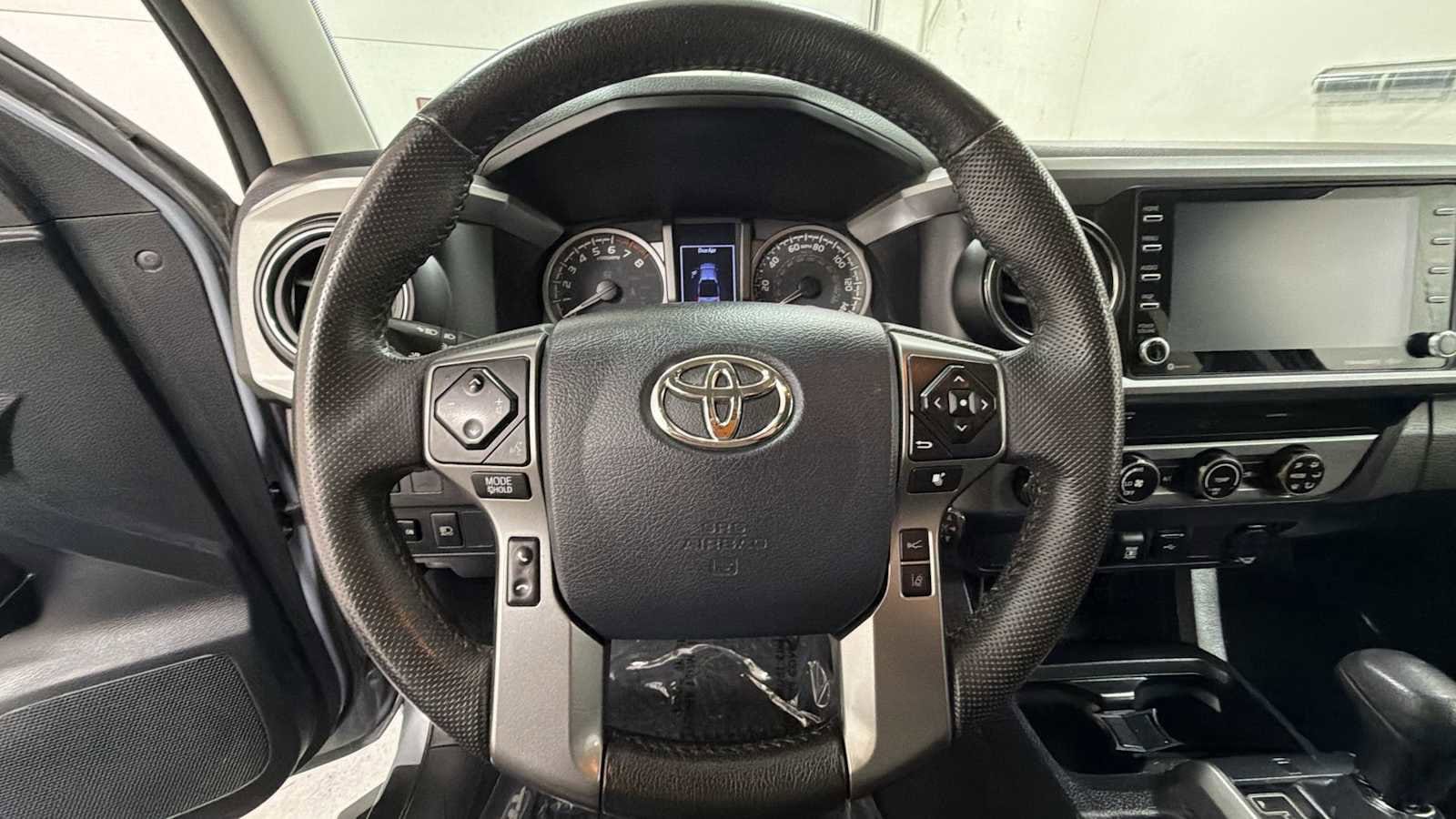 Thumbnail: 2020 Toyota Tacoma - 16