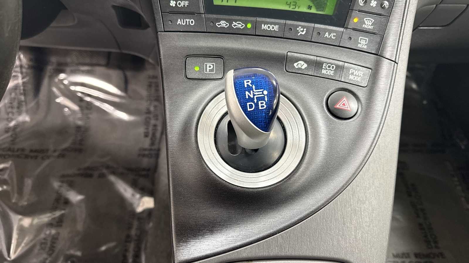 Thumbnail: 2010 Toyota Prius - 20